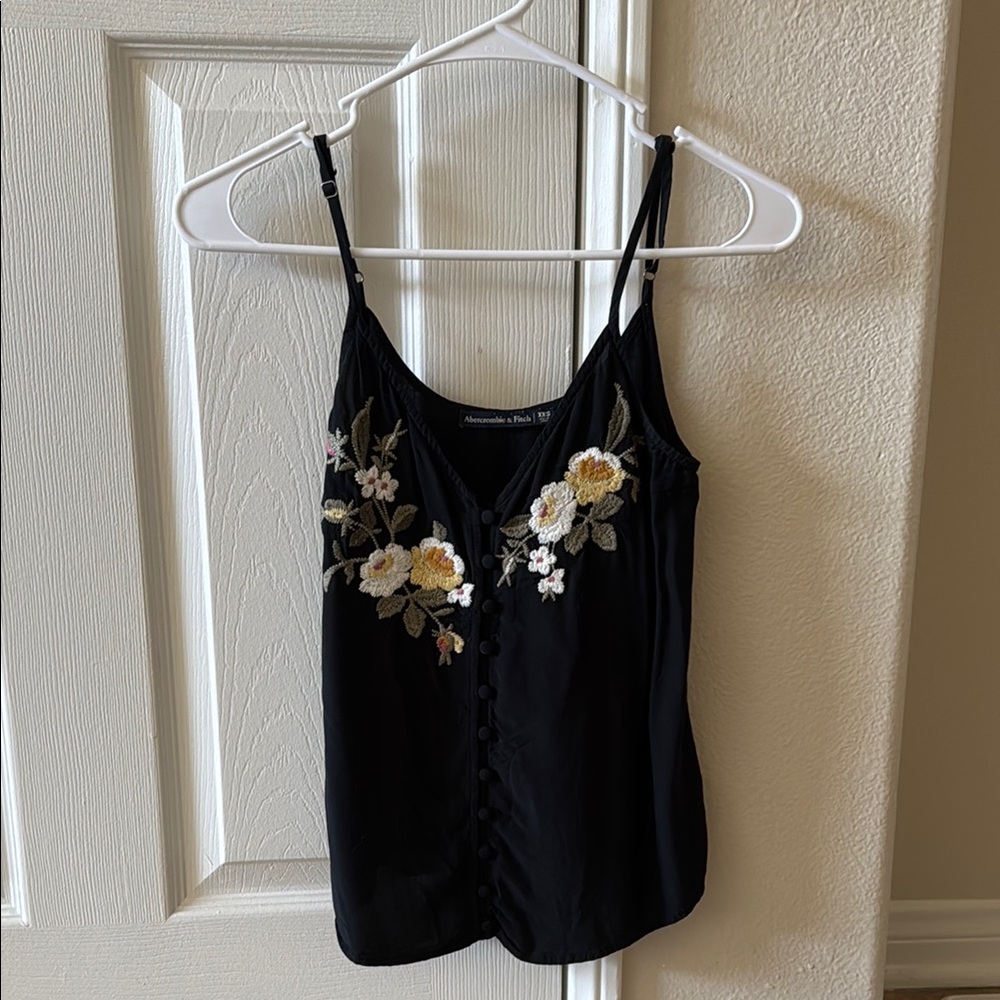 Abercrombie & Fitch Black Floral Embroidered top